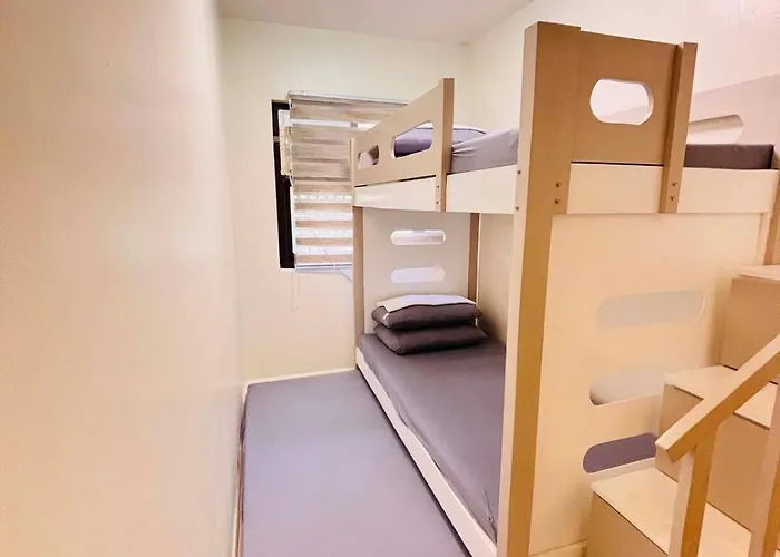 Villa The Zion Grand Modern 4br 4tb Luxury 20pax Manille
