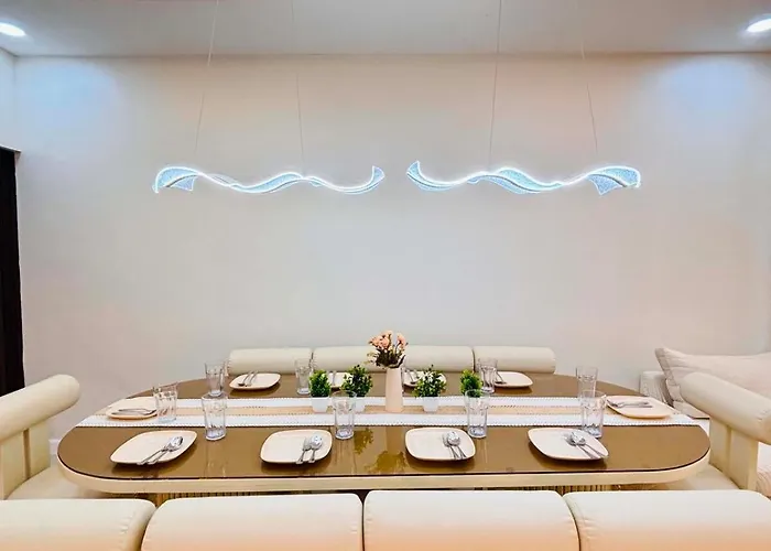 The Zion Grand Modern 4br 4tb Luxury 20pax *