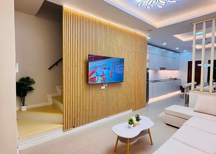 The Zion Grand Modern 4br 4tb Luxury 20pax Manille