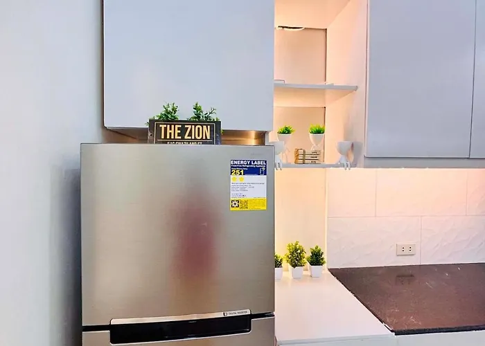 The Zion Grand Modern 4br 4tb Luxury 20pax * Manille